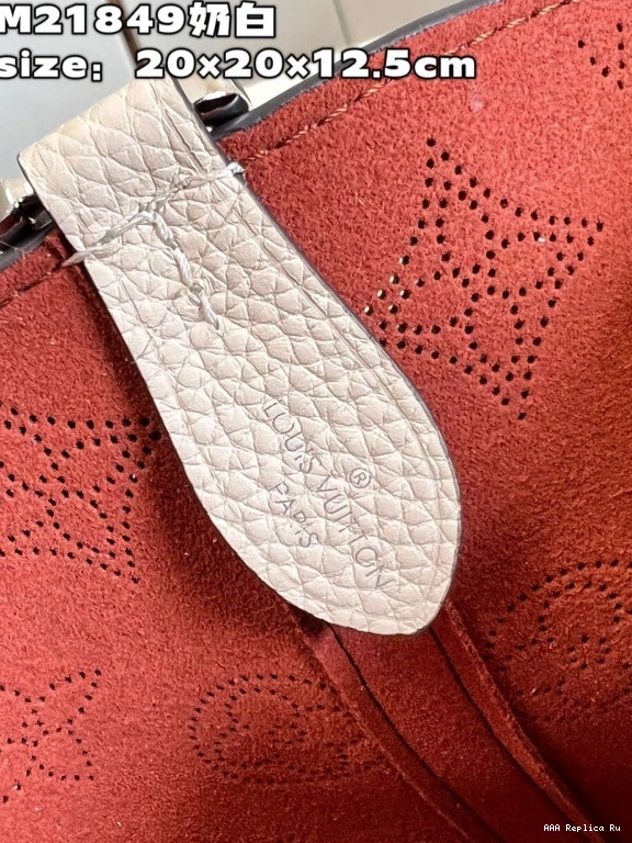 AAA Pruses Bags VUITTON BLOSSOM LOUIS PM 0810